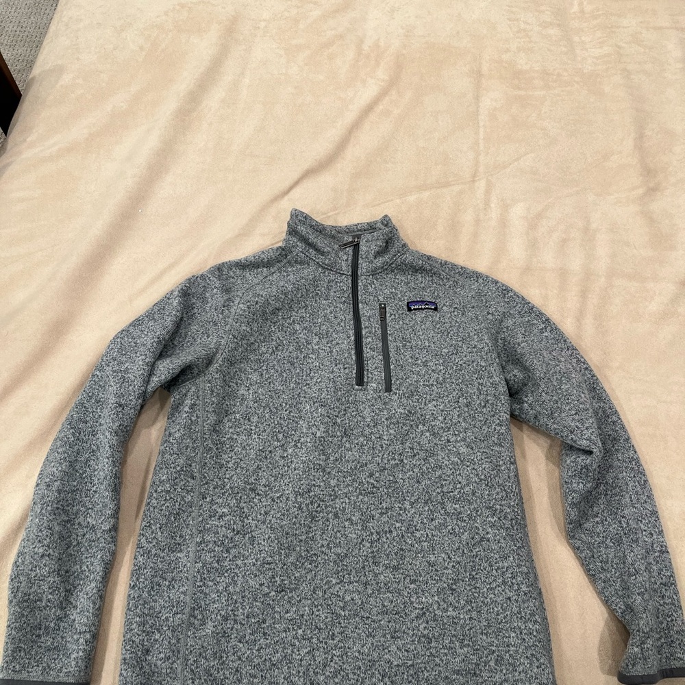 Patagonia Men's 1/4 zip Better Sweater in Heather Gray